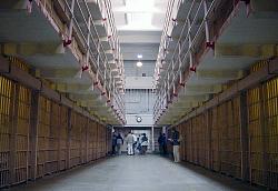 Click image for larger version. 

Name:	alcatraz_cells_broadway_153.jpg 
Views:	391 
Size:	123.1 KB 
ID:	183088