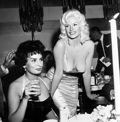 Click image for larger version. 

Name:	sophia-loren-and-jane-mansfield11.jpg 
Views:	1248 
Size:	261.2 KB 
ID:	591695