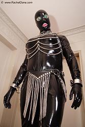 Click image for larger version. 

Name:	BlackLatexChains_015.jpg 
Views:	94 
Size:	157.2 KB 
ID:	848298