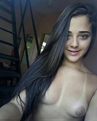 Click image for larger version. 

Name:	Melony Vitoria (18).jpg 
Views:	8053 
Size:	434.1 KB 
ID:	1055094