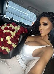 Click image for larger version. 

Name:	gg 1 Chloe Khan twitter FZjI1fMXoAIACQN.jpg 
Views:	68 
Size:	95.1 KB 
ID:	1416524