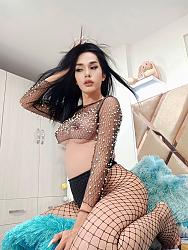 Click image for larger version. 

Name:	janice grifith fishnet101.jpg 
Views:	93 
Size:	529.3 KB 
ID:	1421355