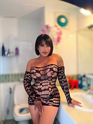 Click image for larger version. 

Name:	fishnet 1 Maya Cobra Queen twitter FyT8UcraYAEnbkH.jpg 
Views:	103 
Size:	250.4 KB 
ID:	1423801