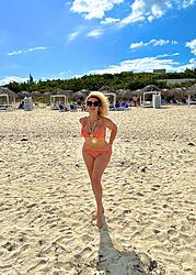 Click image for larger version. 

Name:	bik beach 1 Cindy 5_n.jpg 
Views:	42 
Size:	504.9 KB 
ID:	1451744