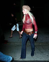Click image for larger version. 

Name:	britney_spears_1_stm_965.jpg 
Views:	15398 
Size:	57.9 KB 
ID:	174910