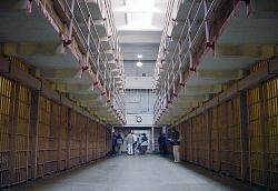 Click image for larger version. 

Name:	alcatraz_cells_broadway_153.jpg 
Views:	392 
Size:	123.1 KB 
ID:	183088