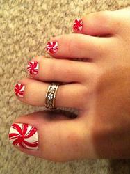 Click image for larger version. 

Name:	Christmas_Pedi.jpg 
Views:	967 
Size:	34.6 KB 
ID:	645051