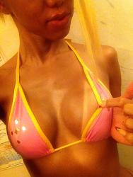 Click image for larger version. 

Name:	Shemale-Miran-shows-her-tan-lines-5.jpg 
Views:	90 
Size:	29.8 KB 
ID:	872887