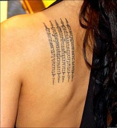 Click image for larger version. 

Name:	angelina-jolie-tattoos-5.jpg 
Views:	29 
Size:	63.2 KB 
ID:	968740